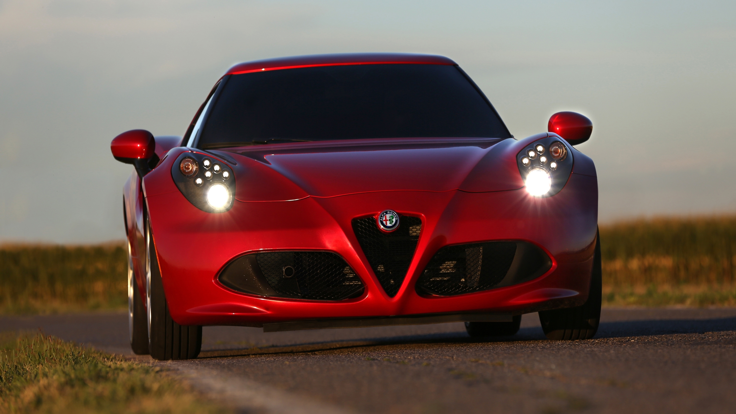 Listino Alfa Romeo 4C prezzo scheda tecnica velocità Veloce
