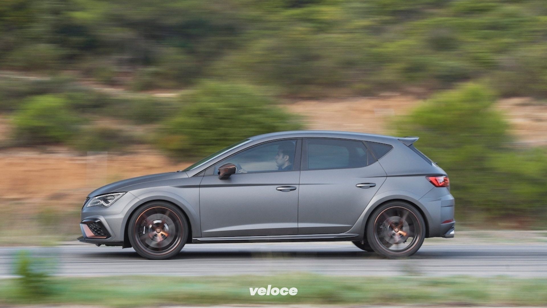 Seat Leon Cupra: hothatch e super wagon - Veloce