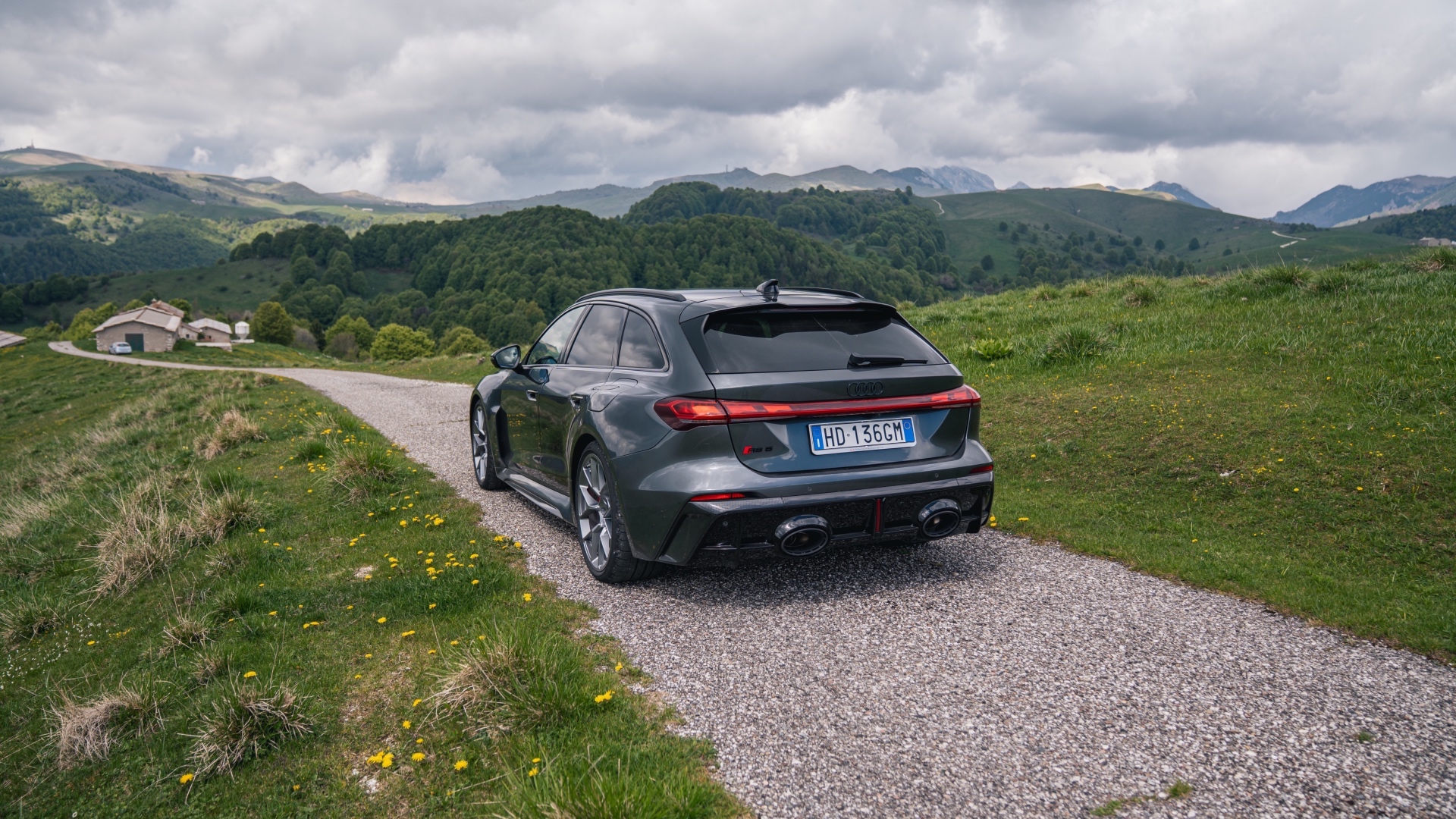 Audi RS 5 Avant: che peso ha il divertimento? - Veloce